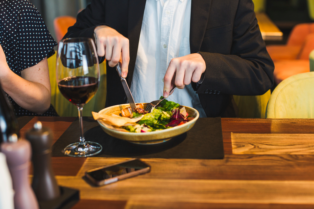 Restaurant contact